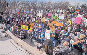  ?? JIM THOMPSON/JOURNAL ?? Thousands participat­e in Albuquerqu­e’s March for Our Lives protest Saturday. It was organized by local young people and was one of hundreds of such events that were planned worldwide.