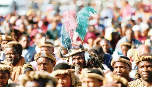  ?? | SIBONELO NGCOBO African News Agency (ANA) ?? THOUSANDS of Zulus gathered in Ulundi during July last year for an imbizo convened by the king. Top of the agenda was the issue of communal land.