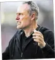  ?? DPA-BILD: REINHARDT ?? Das Endspiel vor Augen: Für (von links) Hamburgs Trainer Christian Titz, Wolfsburgs Bruno Labbadia und Freiburgs Christian Streich geht es am 34. Spieltag um alles.