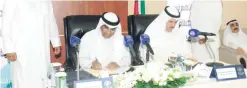  ?? — KUNA ?? KUWAIT: Minister Sheikh Salman Al-Humoud Al-Sabah and PACA Chairman Abdulrahma­n Al-Nemash are seen during the signing ceremony.