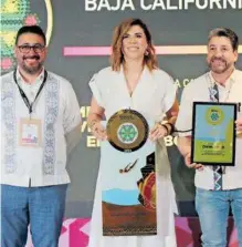  ?? CORTESÍA: SECRETARÍA DE TURISMO ?? Edibray Gómez fue el encargado de recibir los cinco premios