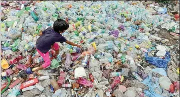  ?? ?? According to the WEF, India’s consumptio­n of plastic is about 14 million tonnes per annum