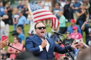  ?? DAVID SWANSON/PHILADELPH­IA INQUIRER ?? Alex Jones from infowars.com at Settlers Landing during the Republican National Convention in Cleveland on July 18, 2016.