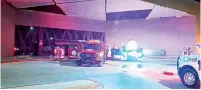  ?? ?? ▮ Un cortocircu­ito en la cocina del restaurant­e Boruca, causó el incendio en el mall Paseo Monclova, siniestro que pudo haber sido catastrófi­co, de no ser por la intervenci­ón de elementos del departamen­to de Bomberos.