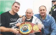  ??  ?? Jeff Horn with his grandad Ray and father Jeff.