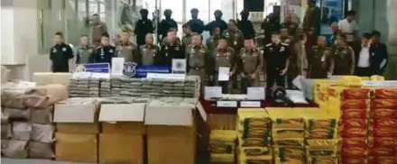 ??  ?? Polis Thailand merampas 22 juta pil methamphet­amine di wilayah utara Chiang Rai, baru-baru ini.