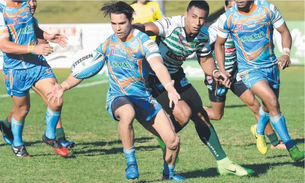  ?? Picture: ROB WILLIAMS ?? SURVIVAL MODE: Northern Pride winger Shawn Bowen chases the ball in his side's 32-22 loss to Ipswich Jets in Round 20 of the Intrust Super Cup.