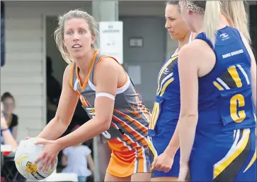  ?? Picture: GEORGIA HALLAM ?? BACK IN ACTION: Reigning equal Horsham District league A Grade best and fairest Emma Uebergang will return for Southern Mallee Giants in 2017.