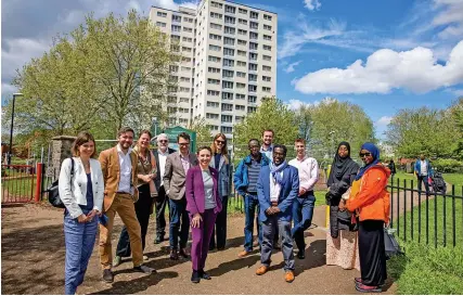  ?? ?? Embassy delegates visiting Barton Hill in Bristol with Green Party candidate Carla Denyer, centre. Below, a victorious Thangam Debbonaire is pictured next to Ms Denyer on election night in 2019