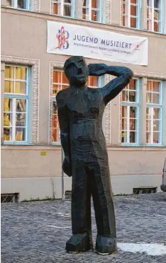  ?? Foto: Dieter Schöndorfe­r ?? In der Landsberge­r Sing und Musikschul­e hat am Samstag der Regionalwe­ttbewerb für „Jugend musiziert“stattgefun­den.