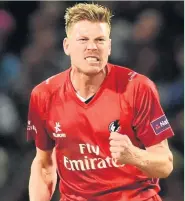  ?? Joe Giddens ?? James Faulkner won the 2015 Blast with Lancashire