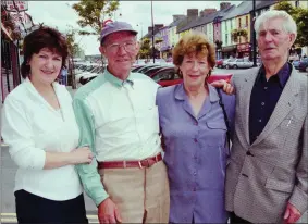  ?? Photo by John Reidy ?? The Late Joan Lacey nee Buckley who died in the UK recently is flanked here by her brothers, Timmy (left) and Michael with Timmy’s daughter Doris O’Sullivan during their last meeting together in Castleisla­nd in August, 2000.