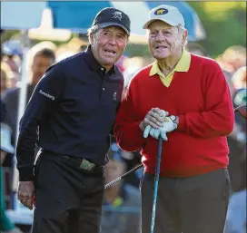  ?? CURTIS COMPTON / CCOMPTON@AJC.COM ?? Former champions Jack Nicklaus and Gary Player are on the first tee for their ceremonial tee shots to begin the Masters on Thursday.