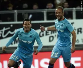  ??  ?? Un triplé signé Florian Thauvin, qui revient au niveau de Neymar ( buts).