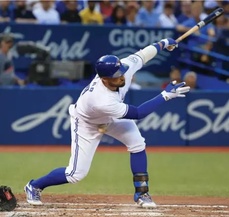  ?? RENE JOHNSTON/TORONTO STAR ?? It was one of those nights for the Jays as outfielder Kevin Pillar, the victim of an unfortunat­e bounce, discovered in the second inning Wednesday.