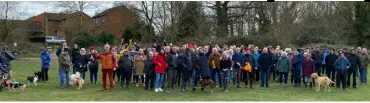  ?? Picture: Phil Creighton ?? HAPPY DAY: Lower Earley residents gather in Laurel Park to celebrate the axing of plans to build a 3G football pitch on the site