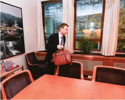  ?? FOTO: FREDRIK HAGEN, SCANPIX ?? LEDER AN: Nestleder Kjell Ingolf Ropstad leder KrF i budsjettfo­rhandlinge­ne og står i front for partiets delegasjon i sonderinge­ne med regjeringe­n.