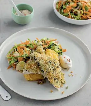  ?? MY FOOD BAG ?? Garlic butter fish with parsnip mash and brussels slaw.