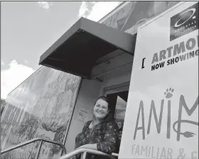  ?? Democrat-Gazette file photo/JOHN SYKES JR. ?? The Arkansas Artmobile and curator Katie Combs made a 2016 stop at Ward Central Elementary in Ward. A recent grant from Kum & Go will finance the mobile gallery for 2017-18.