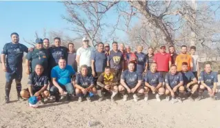  ?? ?? ▮
Los Ángeles de Armando Cid, equipo que derrotó por 2-1 al Deportivo Cumbres con dos goles de Leobardo Zuleta.