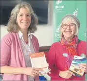  ?? ?? Dr Yvonne Byrne (SEEA) with Lynne Glasscoe, at the Green Cafe for Warmer Homes.