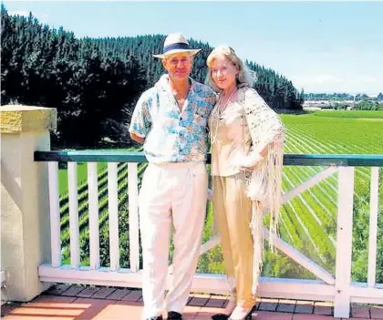  ?? Photo / Supplied ?? Texas couple Phillip Krueger and Judy Newman have been coming back to Napier since the 1990s.