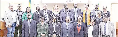  ?? (Pic: Courtesy) ?? Senate President Pastor Lindiwe Dlamini and members of the Parliament­ary Service Board in Rwanda.