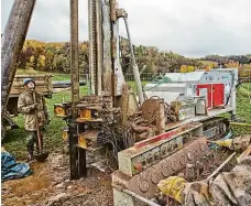  ?? Foto: Martin Veselý, MAFRA ?? 30 metrů Vrtat pod tuto hranici se smí už jen podle báňského zákona a firma k tomu potřebuje speciální oprávnění.