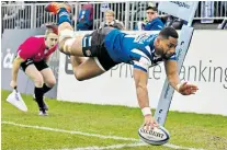  ??  ?? Touching down: Joe Cokanasiga dives over for Bath’s second try