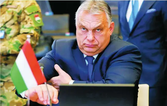  ?? EFE ?? El ultranacio­nalista Viktor Orban prosigue su agenda iliberal en Hungría tras conseguir un quinto mandato en las elecciones de abril