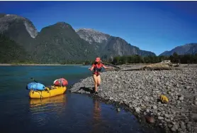  ?? STEVE BEHAEGHEL ?? Packraftin­g at Yelcho River.