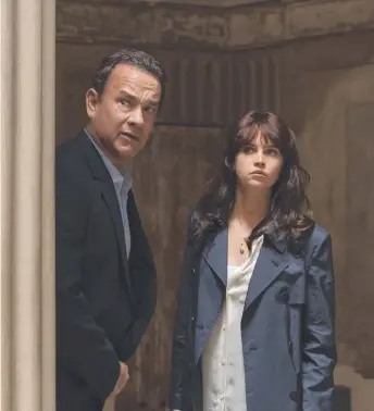  ?? Inferno ?? Langdon (Tom Hanks) and Sienna (Felicity Jones) look for a way out of the Palazzo Vecchio in