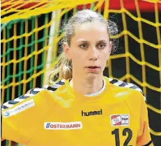  ?? FOTO: UWE MISERIUS (ARCHIV) ?? Elfen-Keeperin Katja Kramarczyk trägt wohl nur noch bis zum Saisonende das Trikot des TSV Bayer 04.