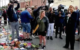  ?? (Photo AFP) ?? Hier matin, sur le marché de Hénin-beaumont, fief électoral du Rassemblem­ent national, Marine Le Pen s’en est pris à Jean-luc Mélenchon.