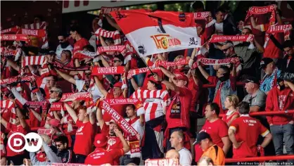  ??  ?? 2,000 fans will be able to attend Union Berlin's final home game of the season