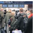  ?? FOTO: DPA ?? Die Sicherheit­skontrolle in Düsseldorf ist ein Nadelöhr.