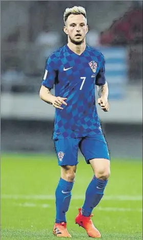  ?? FOTO: GETTY IMAGES ?? Rakitic certificó su pase al Mundial en un partido comodísimo para Croacia