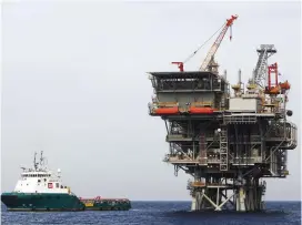  ?? (Reuters) ?? A GAS RIG towers over the Leviathan reservoir some 130 km. west of Haifa.