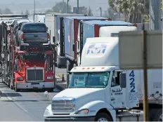  ??  ?? La Canacar busca que el robo al transporte de carga sea considerad­o un delito grave, para desalentar a quienes afectan a la industria.