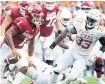  ?? [AP PHOTO] ?? Oklahoma quarterbac­k Kyler Murray ran for 92 yards and a touchdown on 11 carries in a 48-45 loss to Texas on Oct. 6.