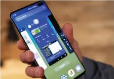  ??  ?? One UI on the S10+ is a vast improvemen­t over the prior version.