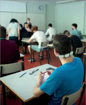  ??  ?? Segunda fase dos exames nacionais decorreu entre 1 e 7 de setembro