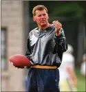  ?? STAFF FILE ?? Randy Edsall was the defensive coordinato­r at Georgia Tech when he landed his first head coaching job at Connecticu­t. After five seasons at Maryland, Edsall is trying to make the Huskies winners again.