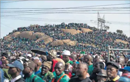  ?? Photo: Delwyn Verasamy ?? A lesson in HR? Those gathered to mourn the dead Marikana miners this week would disagree.