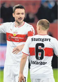  ?? FOTO: IMAGO ?? Christian Gentner und Santiago Ascacibar sind gefragt.