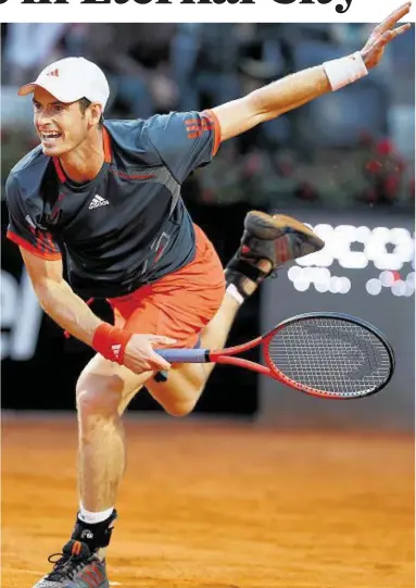  ??  ?? FULL FORCE: Andy Murray serves against David Nalbandian in their second round game