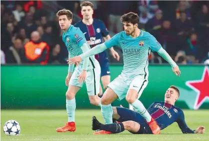  ??  ?? André Gomes tinha sido apontado como um dos responsáve­is pelo desaire do Barça em Paris