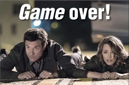  ??  ?? Max (Jason Bateman) and Annie (Rachel McAdams) are avid board game and trivia enthusiast­s whose night of planned activity goes horribly wrong in Game Night.
