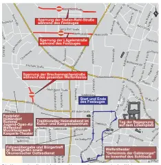  ?? KARTE: OLIVER LINSENMAIE­R/MAPS4NEWS ?? Die Karte zeigt die wichtigste­n Veranstalt­ungsorte in der Weingarten­er Innenstadt während des Welfenfest­es in den kommenden fünf Tagen. Der Festzug (blau) findet am kommenden Montag statt und beginnt um 9.30 Uhr.