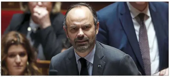  ??  ?? Edouard Philippe a annoncé, entre autres, la suspension pendant six mois de trois mesures fiscales qui devaient entrer en vigueur le 1er janvier.